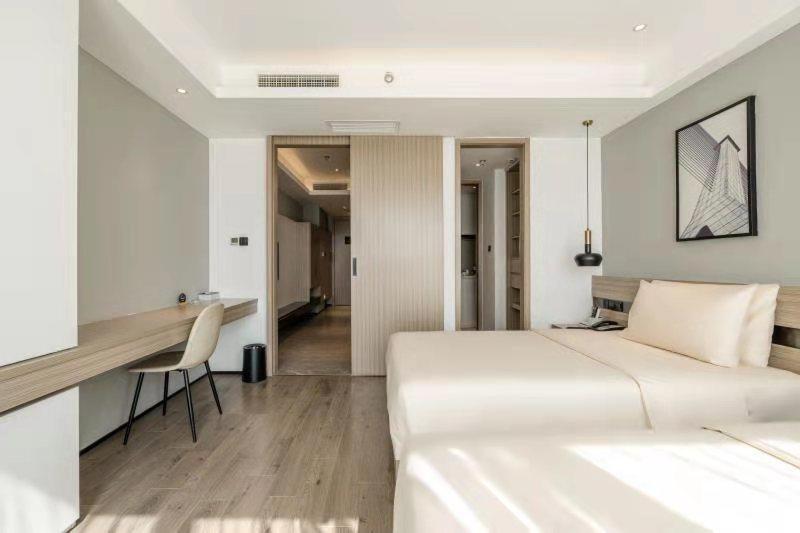 Atour Hotel Suzhou Railway Station North Square Bole Shi Exteriör bild