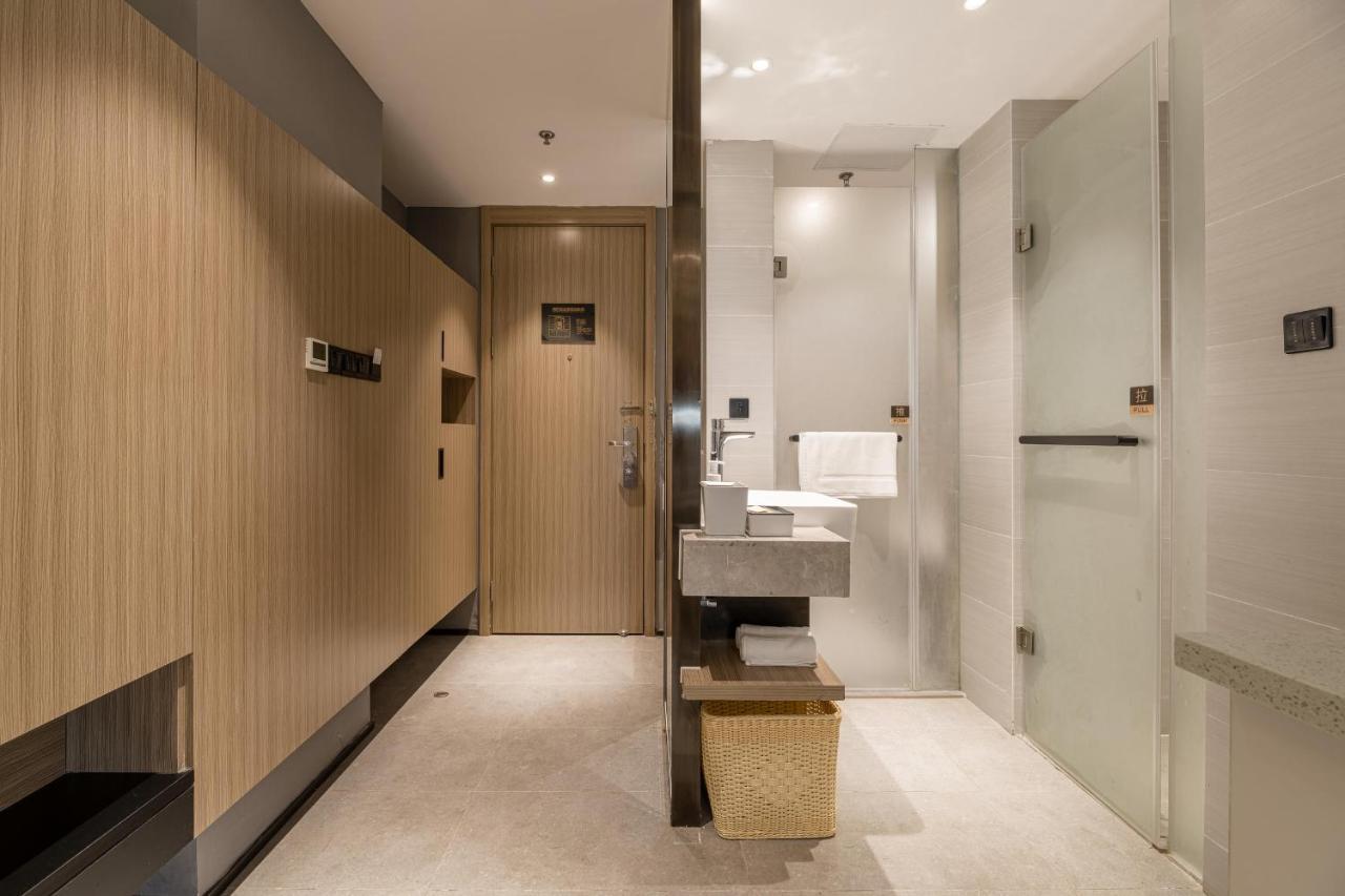 Atour Hotel Suzhou Railway Station North Square Bole Shi Exteriör bild
